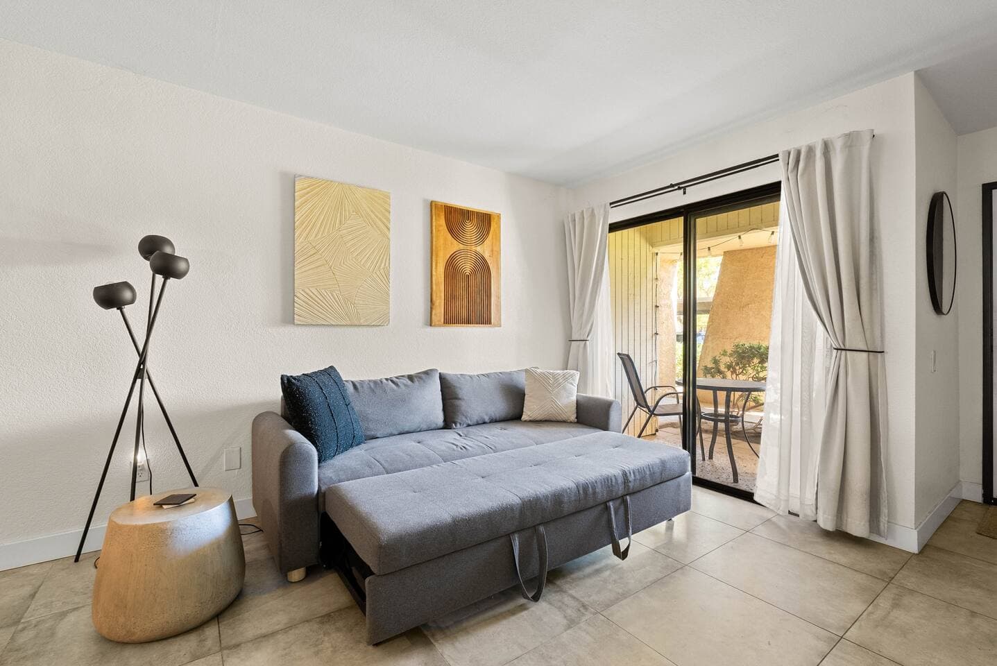 Modern Desert Oasis in Quiet, Gated Community photo 2