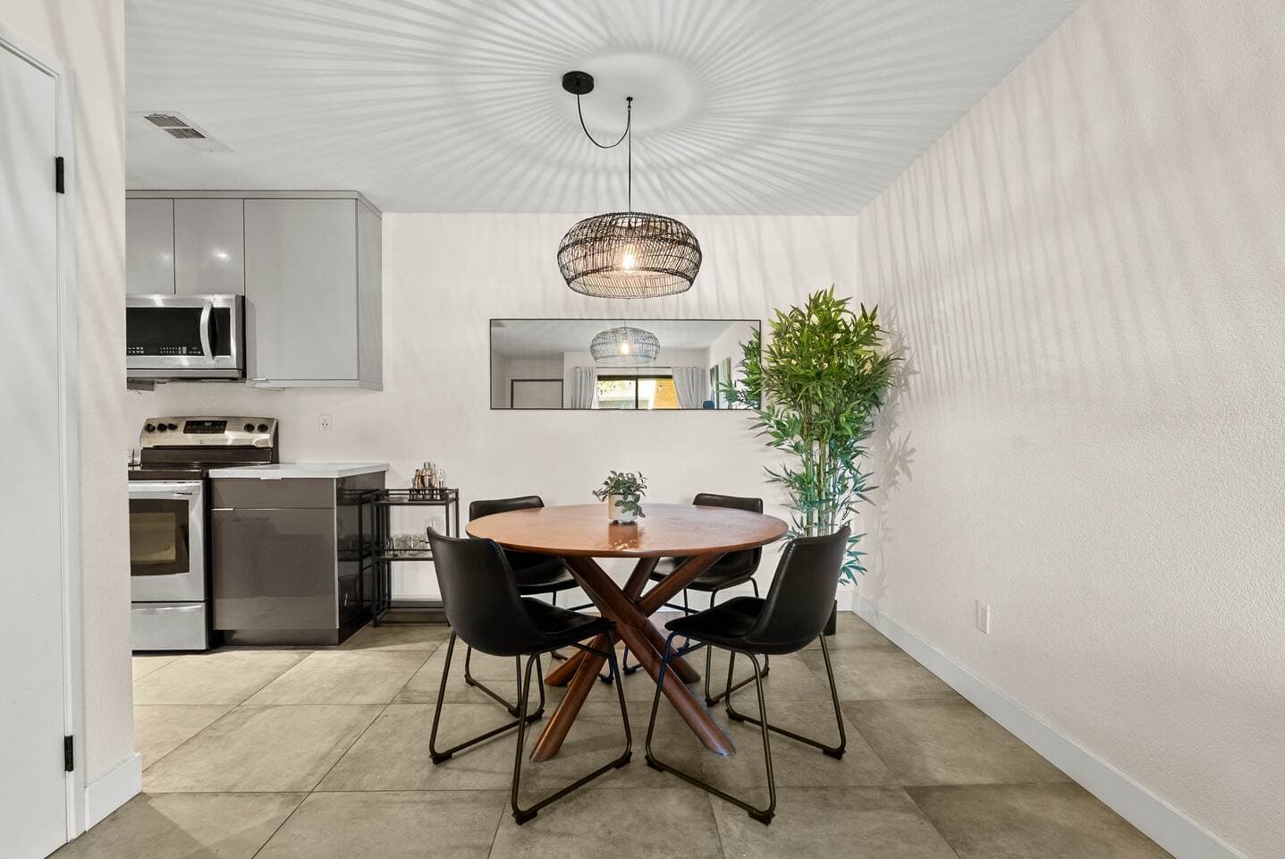 Modern Desert Oasis in Quiet, Gated Community photo 4